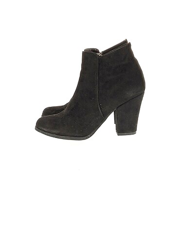 PreLoved Bot %70 İndirimli.