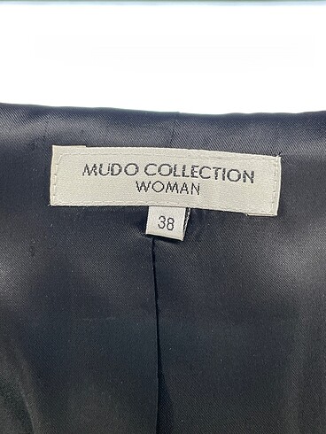 38 Beden siyah Renk Mudo Blazer %70 İndirimli.