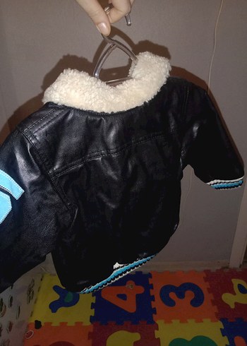 Erkek Çocuk Siyah Deri Kürklü Biker Ceket - Görsel 2