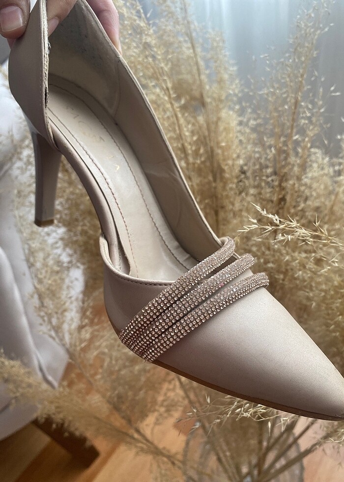 Topuklu ayakkabı - Görsel 2