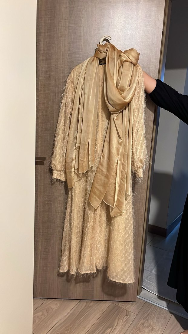 Uzun Bej Kadın Abiye Elbise şalıyla birlikte - Görsel 2