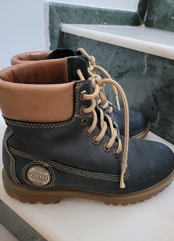 Dockers 35-36 bot