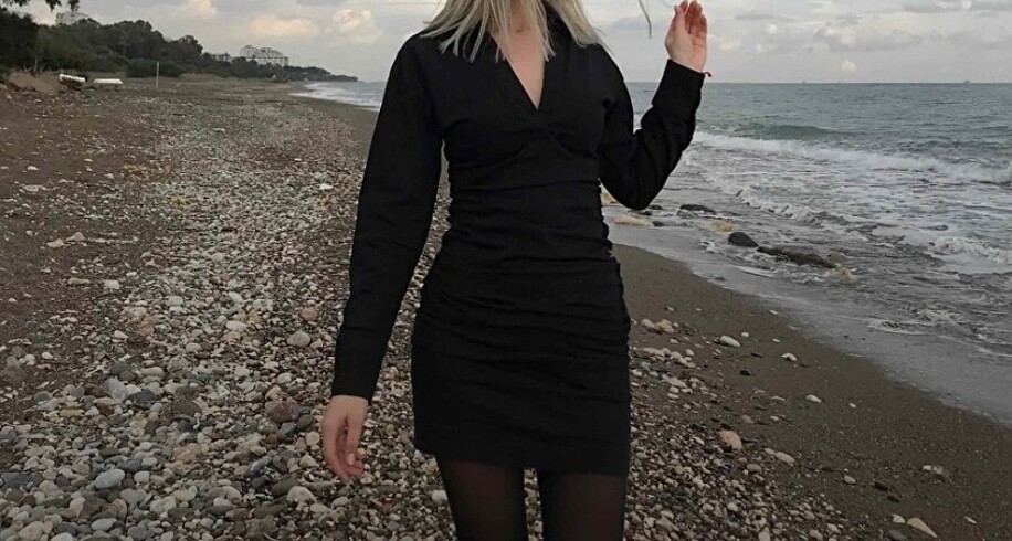34 Beden siyah Renk Elbise