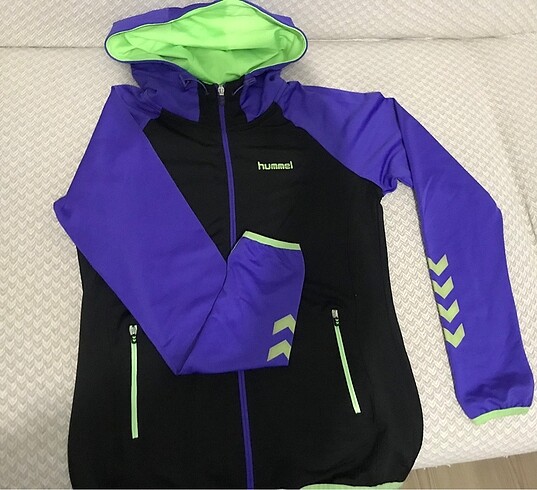 Hummel sweatshirt