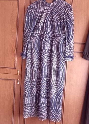 Laciver pul palet elbise