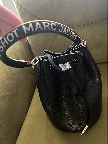  Beden Marc Jacobs Bucket çanta