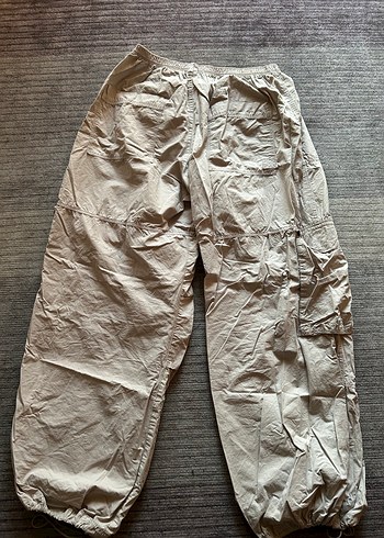 Bershka paraşüt pantolon - Görsel 3