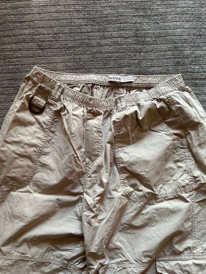 Bershka paraşüt pantolon - Görsel 2