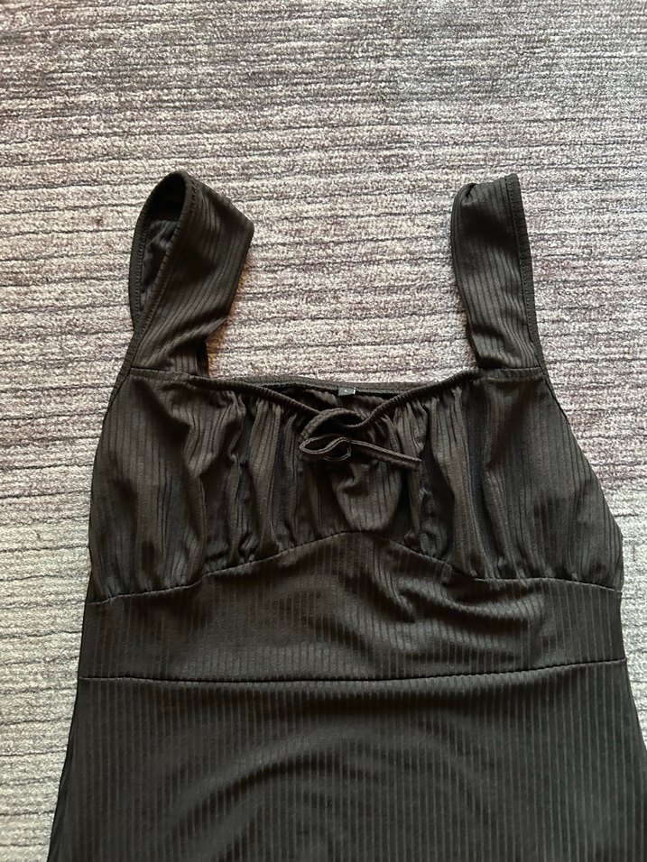 Siyah Uzun Fırfırlı Gotik Elbise - Görsel 2