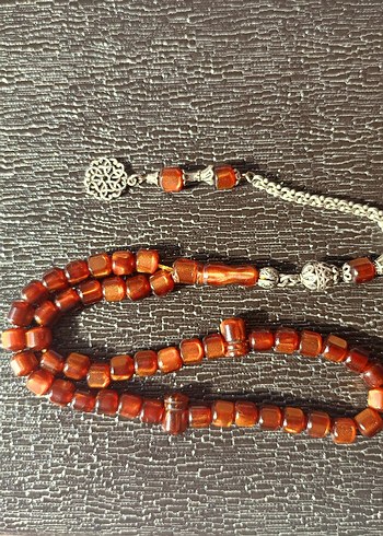 Tarzı Erkek Tesbih - Koyu Kahverengi eski kehribar 45 habbe - Görsel 5