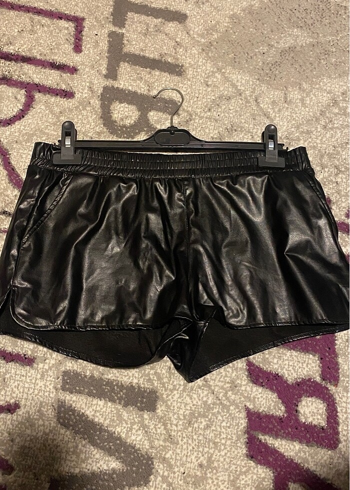 Deri mini şort - Görsel 4