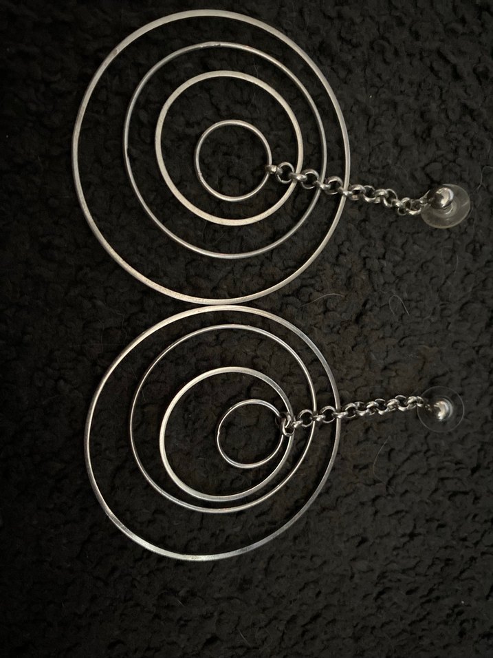 Zincir Detaylı Uzun Siyah Kadın Küpe - Görsel 3