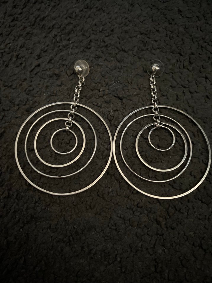 Zincir Detaylı Uzun Siyah Kadın Küpe - Görsel 2