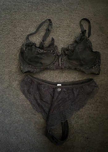 Gotik Siyah Midi Sütyen - Görsel 4