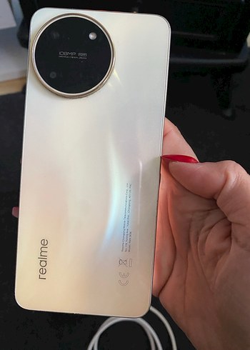 Sarı Realme 11 Android Telefon - Görsel 6
