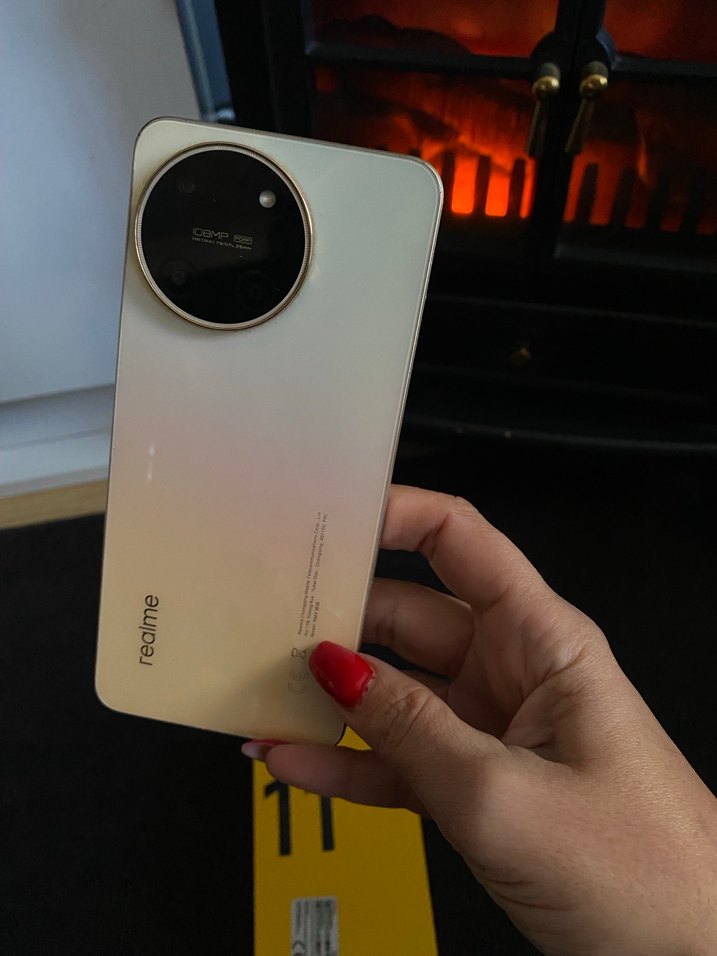 Sarı Realme 11 Android Telefon - Görsel 2