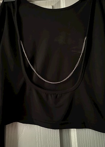 Zincir Detaylı Siyah Uzun Kollu Mini Bluz - Görsel 2