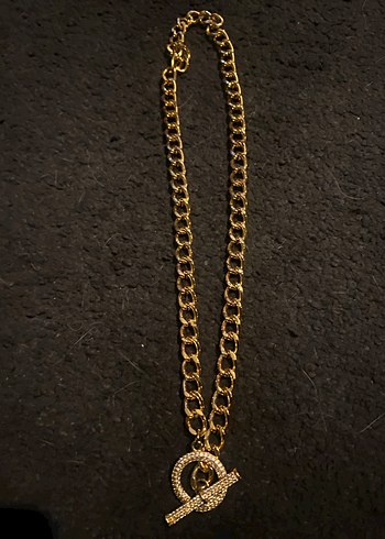 Zincir Detaylı Uzun Altın Kolye - Görsel 4