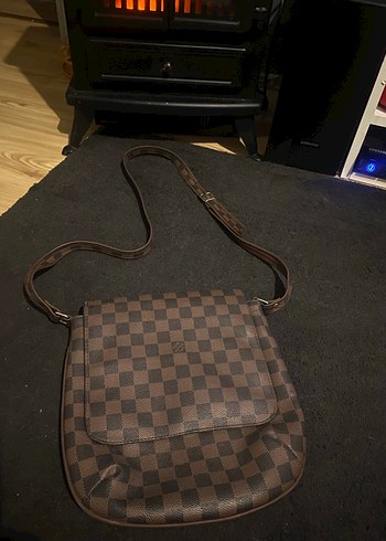 Deri Çapraz Çanta - Görsel 2