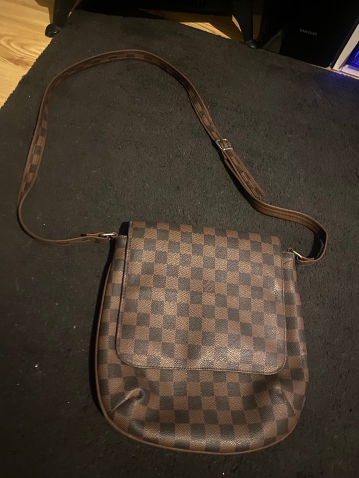 Deri Çapraz Çanta - Görsel 3