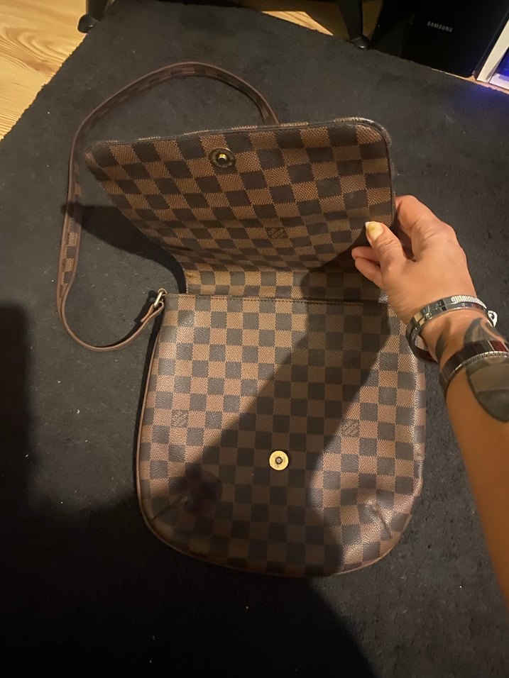 Deri Çapraz Çanta - Görsel 4