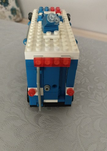 LEGO polis arabası - Görsel 5
