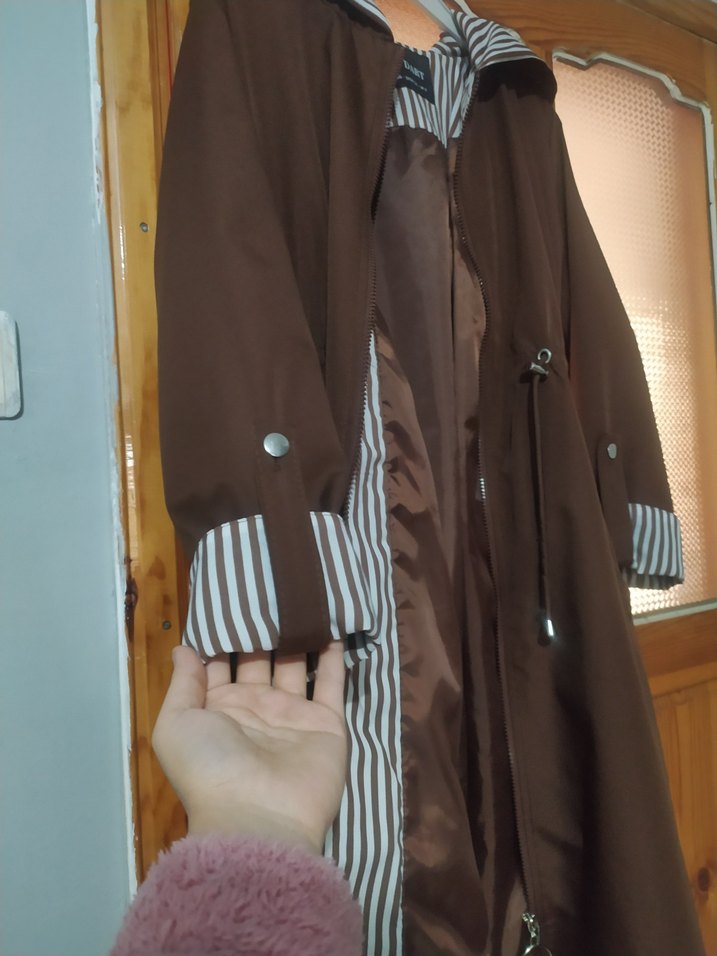 Uzun Kahverengi Fermuarlı Trençkot - Görsel 3