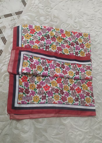 Renkli Çiçek Desenli Kadın eşarp - Görsel 2