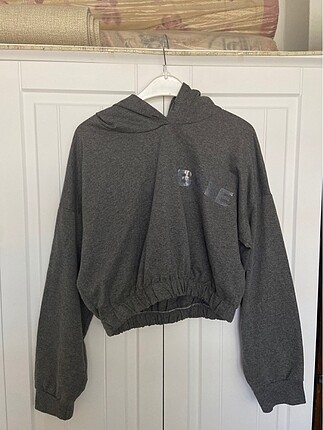 Crop sweatshirt