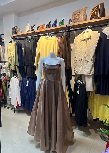 Bej Drapeli Uzun Straplez Kadın Elbise - Görsel 4