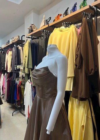 Bej Drapeli Uzun Straplez Kadın Elbise - Görsel 2