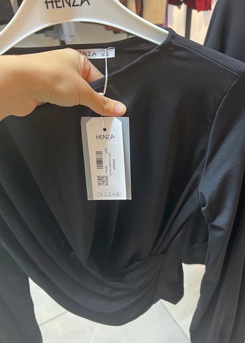 Zara Siyah Drapeli Uzun Kollu Kadın Bluz
