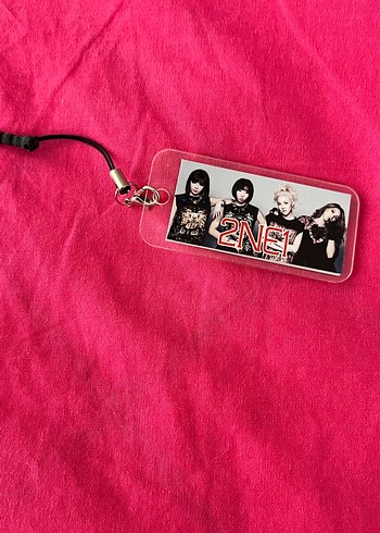 2NE1 Anahtarlık telefon aksesuarı