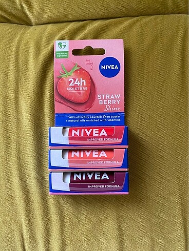 NİVEA LİP BALM