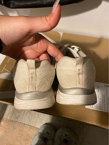 skechers yürüyüş ayakkabısı
