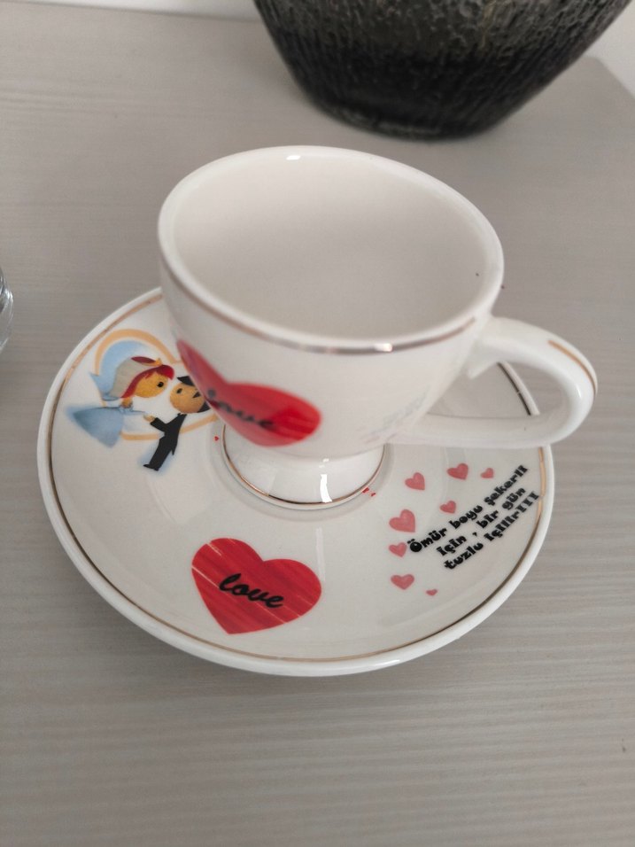 Kalpli Beyaz Porselen Fincan ve Cam Bardak Seti #isteme fincani - Görsel 3