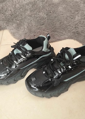 38 Beden siyah Renk Siyah Spor Ayakkabı