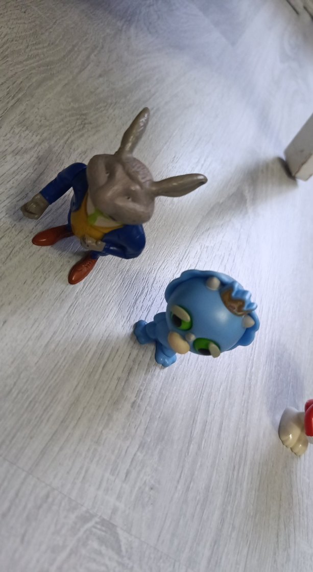 Oyuncak figürler - Görsel 3