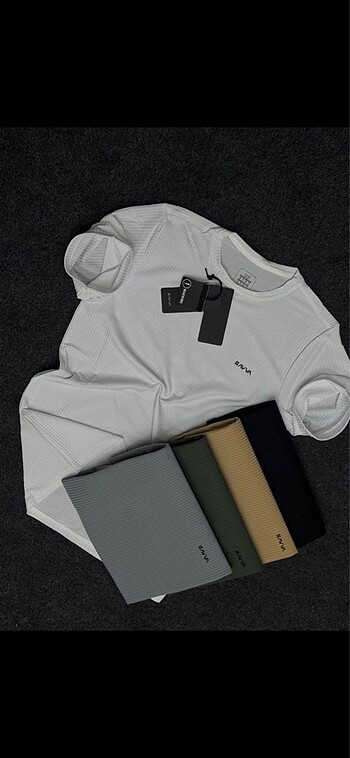 AVVA T-shirt JAGIR KUMAŞ