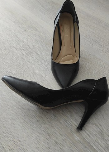 40 Beden Siyah Modern Klasik Stiletto Topuklu Kadın Ayakkabı