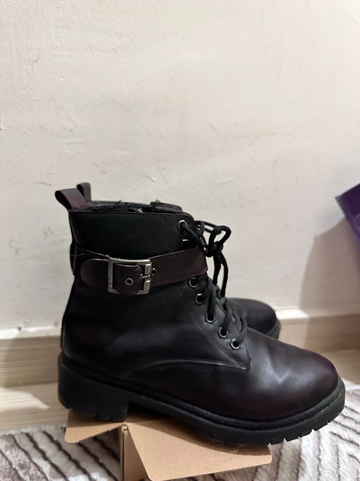 Kahverengi Deri Tokalı Biker Kadın Botları - Görsel 3