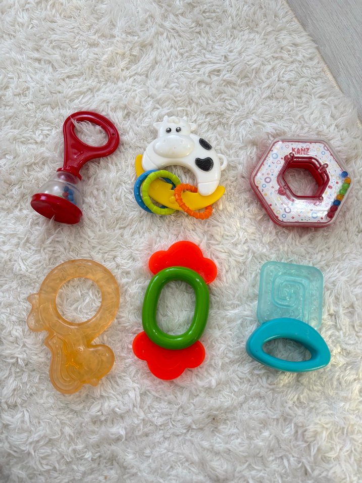 Çok Renkli Diş Kaşıyıcı ve Çıngırak Seti - Görsel 2