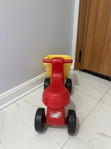 Pedalsız Bebek Bisikleti sarı kırmızı renkli - Görsel 3