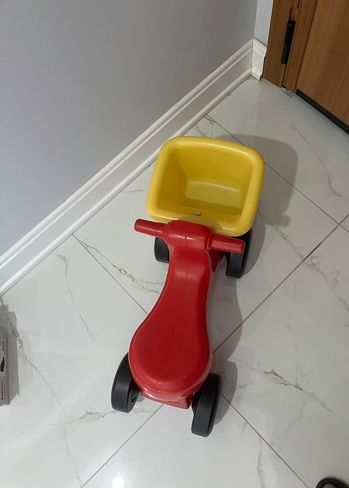 Pedalsız Bebek Bisikleti sarı kırmızı renkli - Görsel 5