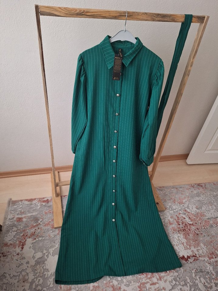 Kemerli elbise - Görsel 2