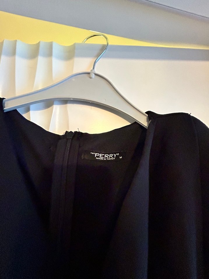 Drapeli Siyah Kadın Uzun Tulum - Görsel 4