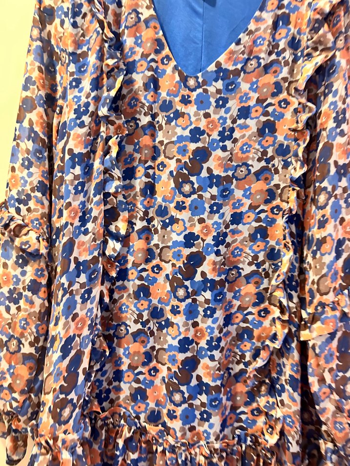 Mavi Çiçekli Volanlı Bohem Mini Elbise - Görsel 2