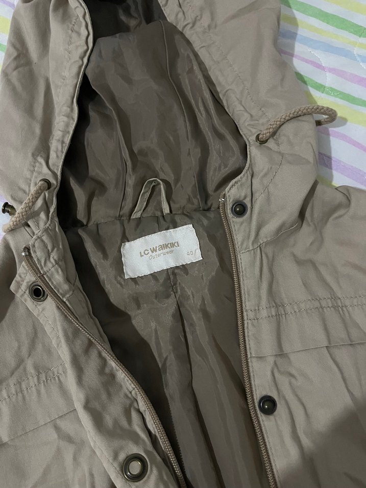 Bej Kapüşonlu Düğmeli Kadın Ceket - Görsel 2