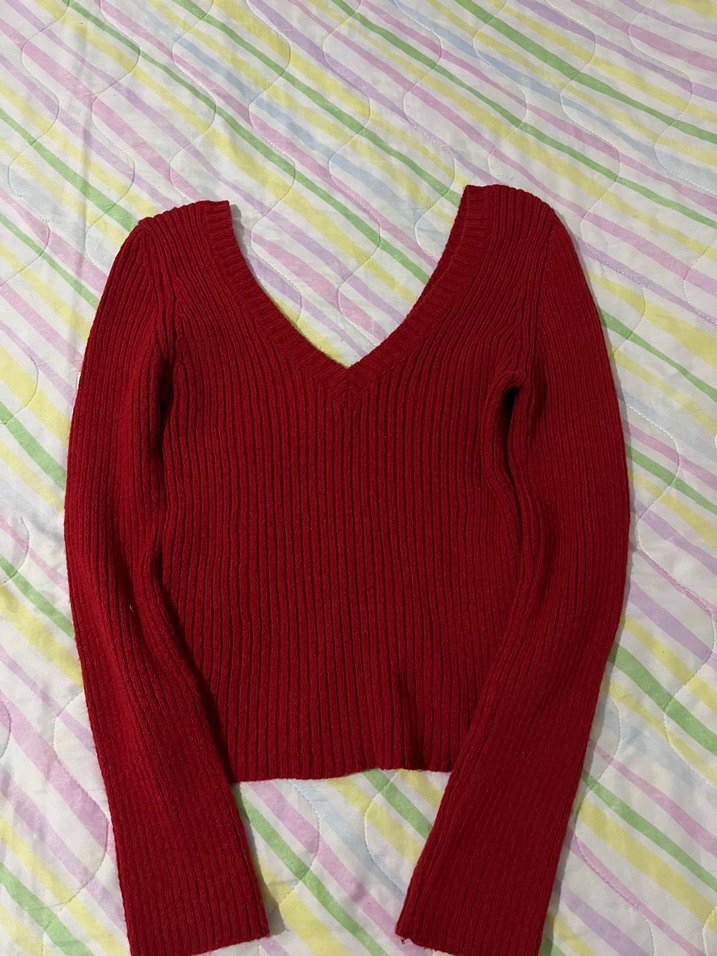 Kırmızı V Yakalı Triko Kadın Kazak - Görsel 2