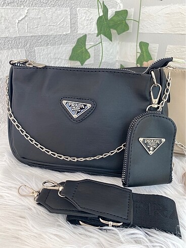 Prada Prada yavrulu çanta